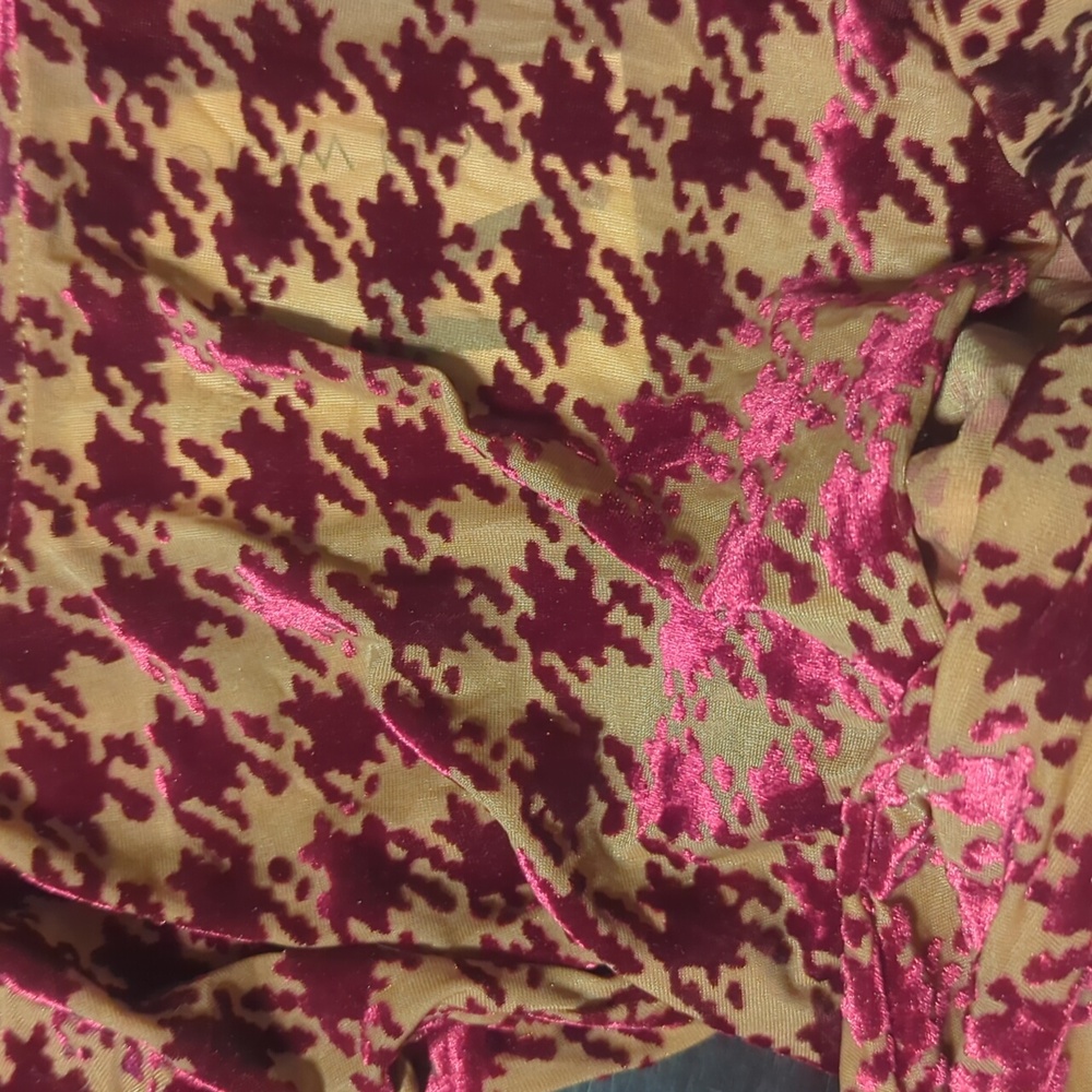 NWT Naked Wardrobe Red Houndstooth Crop Top - Picture 9 of 10